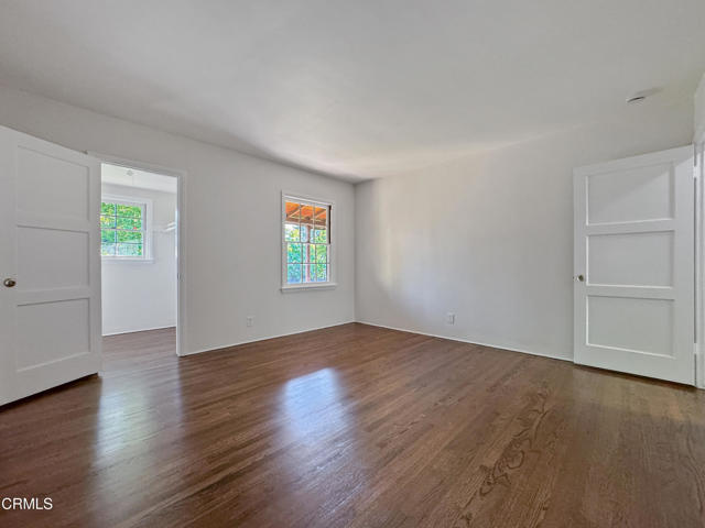 5028 El Adobe Lane, La Crescenta CA: https://media.crmls.org/mediaz/f1381a8d-1875-4d40-88fa-294144b58d5b.jpg