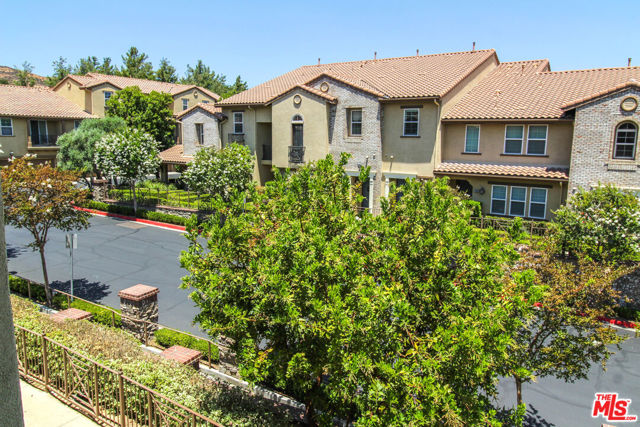 28562 Herrera Street, Valencia CA: https://media.crmls.org/mediaz/f1384ed7-dcef-4e3e-8c5d-b8f8b0844f01.jpg
