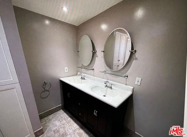 Drew Fenton | 1552 Crater Lane Los Angeles CA | MLS: 7433434 Drew Fenton | 1552 Crater Lane Los Angeles CA | MLS: 7433434