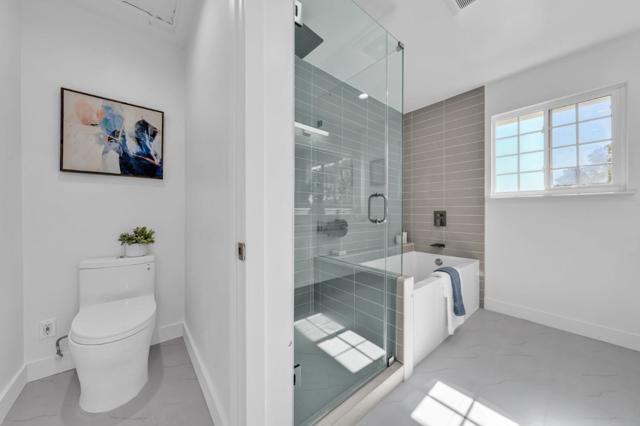 23951 Spalding Avenue, Los Altos CA: https://media.crmls.org/mediaz/f13a3a0b-e4c3-47f5-89de-39cc1ce1f6ba.jpg