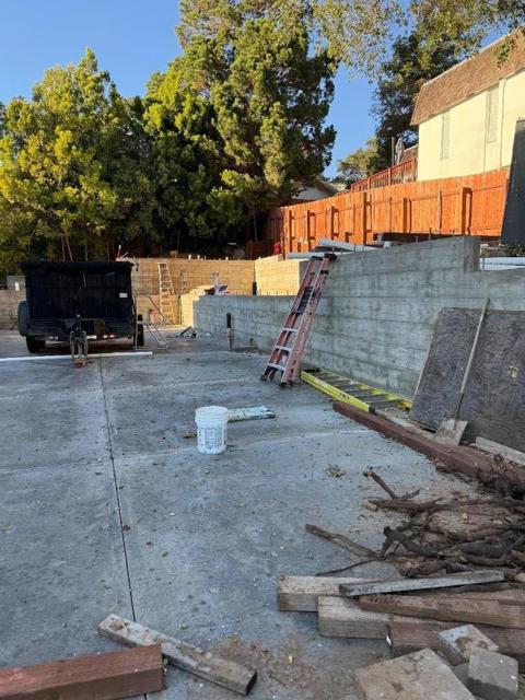 2004 Mezes Avenue, Belmont CA: https://media.crmls.org/mediaz/f13a92c7-916e-43f8-9a95-dc0279849c6a.jpg