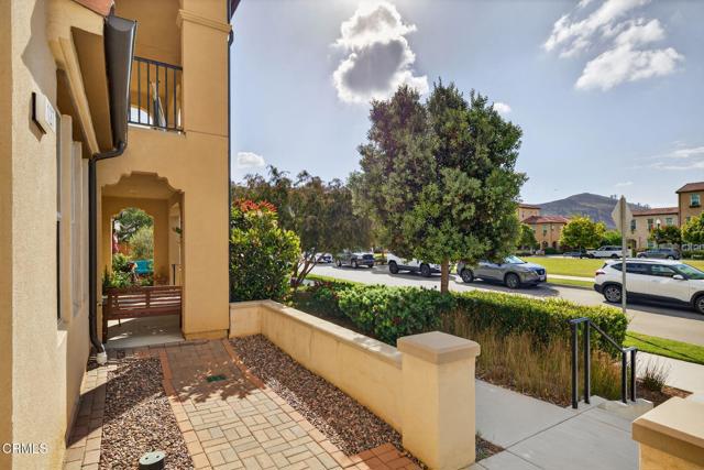 127 Klamath Street, Ventura CA: https://media.crmls.org/mediaz/f13ba890-2dad-489b-b452-a0e20261ee33.jpg