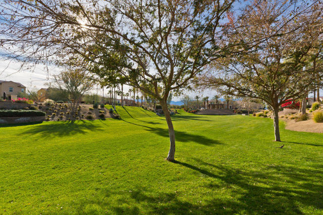 462 Via De La Paz, Palm Desert CA: https://media.crmls.org/mediaz/f13c872b-bd18-4591-b752-bac958ce2313.jpg