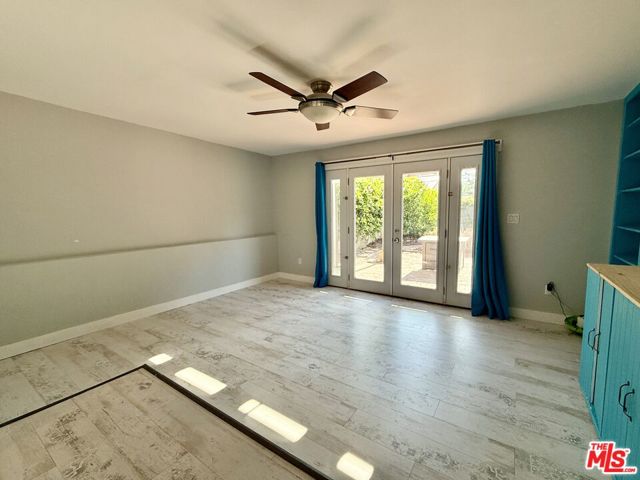 6938 Balboa Boulevard, Van Nuys CA: https://media.crmls.org/mediaz/f13e0e4c-acf1-4385-8d92-02c6f06abcc4.jpg
