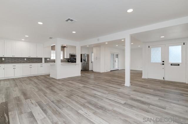 12415 Horado Road, San Diego CA: https://media.crmls.org/mediaz/f13e214b-7a72-46cc-9944-d834692544dc.jpg