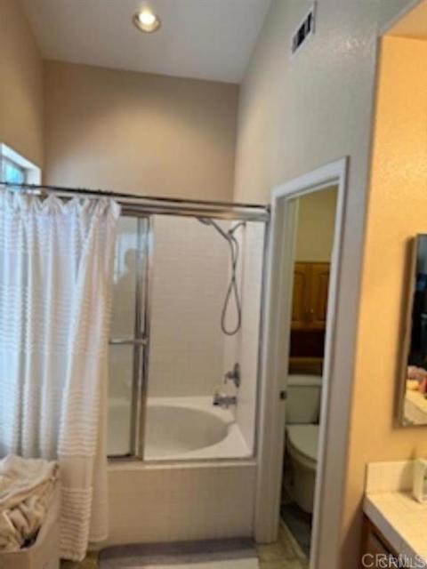 Detail Gallery Image 19 of 28 For 1010 Baywood Cir #E,  Chula Vista,  CA 91915 - 3 Beds | 2 Baths