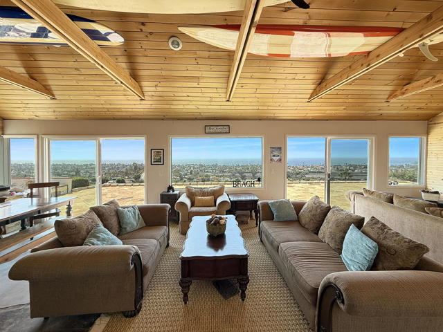4103 Calle Bienvenido, San Clemente CA: https://media.crmls.org/mediaz/f13ed8d0-6c24-4c38-920e-c0249563cf64.jpg