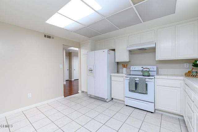 Detail Gallery Image 22 of 38 For 33208 Village 33, Camarillo,  CA 93012 - 2 Beds | 2 Baths