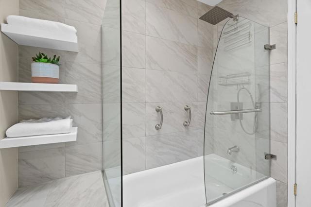 460 San Bruno Avenue, Brisbane CA: https://media.crmls.org/mediaz/f140b490-cfcf-4dda-9fc7-75dc6a53473b.jpg