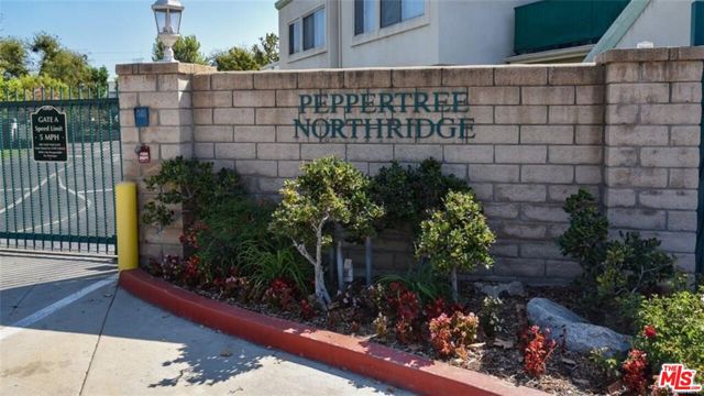 18524 Mayall Street, Northridge CA: https://media.crmls.org/mediaz/f141e2bd-e16f-46d0-afa3-a50989cfb94e.jpg