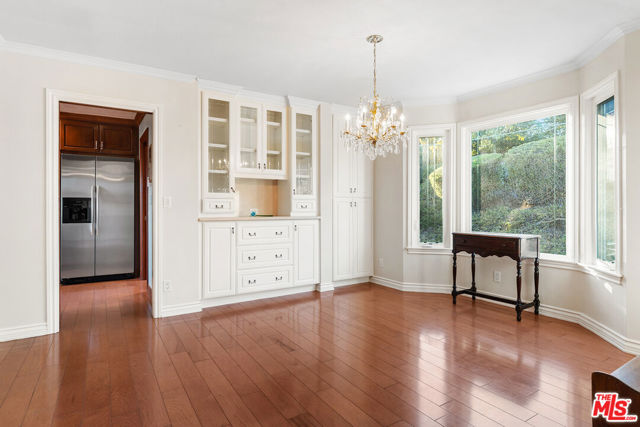 2212 Stacy Lane, Camarillo CA: https://media.crmls.org/mediaz/f1423621-ee22-4233-a6b4-81f4d0909659.jpg