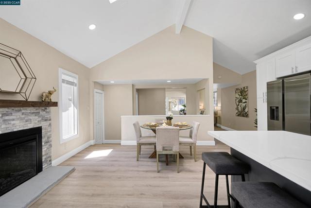 767 47Th St, Oakland CA: https://media.crmls.org/mediaz/f142b95e-65bf-414c-aabf-d8632892b185.jpg