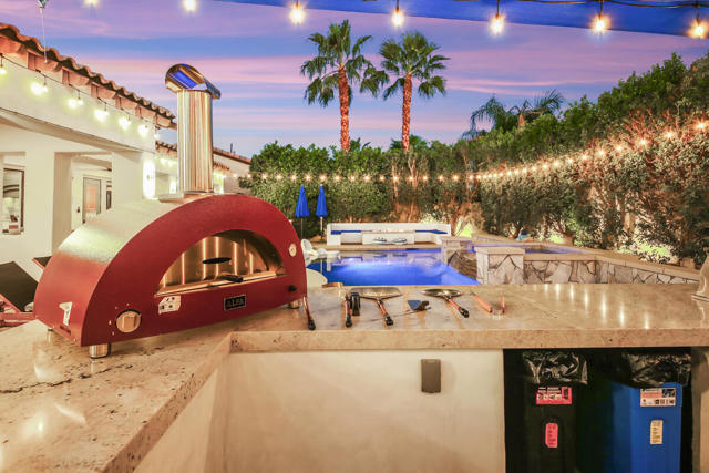 81107 Carefree Drive, Indio CA: https://media.crmls.org/mediaz/f143f700-1ae3-41a2-bc9d-23e91d350c04.jpg