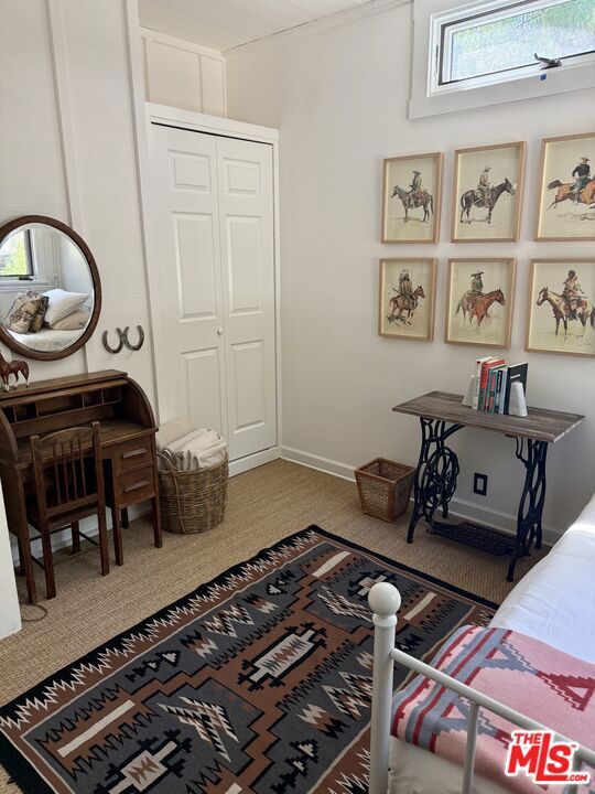 220 France Circle, Ojai CA: https://media.crmls.org/mediaz/f1443713-377b-457c-a617-e1ade2b98510.jpg