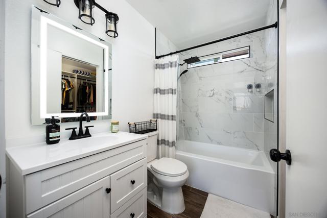 5778 Cumberland St, San Diego CA: https://media.crmls.org/mediaz/f144e2ab-1022-49e9-ab5c-2711decc416c.jpg