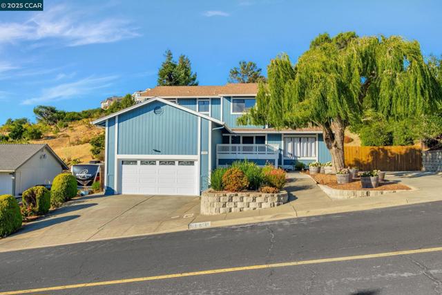 154 Turnberry Way, Vallejo CA: https://media.crmls.org/mediaz/f145dda7-b8a9-49c0-b398-d301d5c41979.jpg