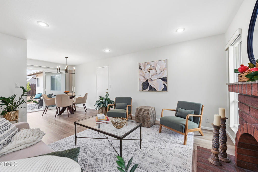 MLS #V1-33412 image #2