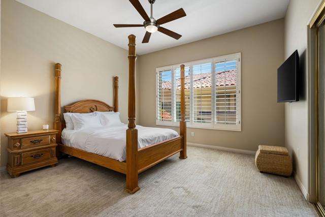 285 Kavenish Drive, Rancho Mirage CA: https://media.crmls.org/mediaz/f147b7e2-d986-4165-ad0a-68aa8631e851.jpg