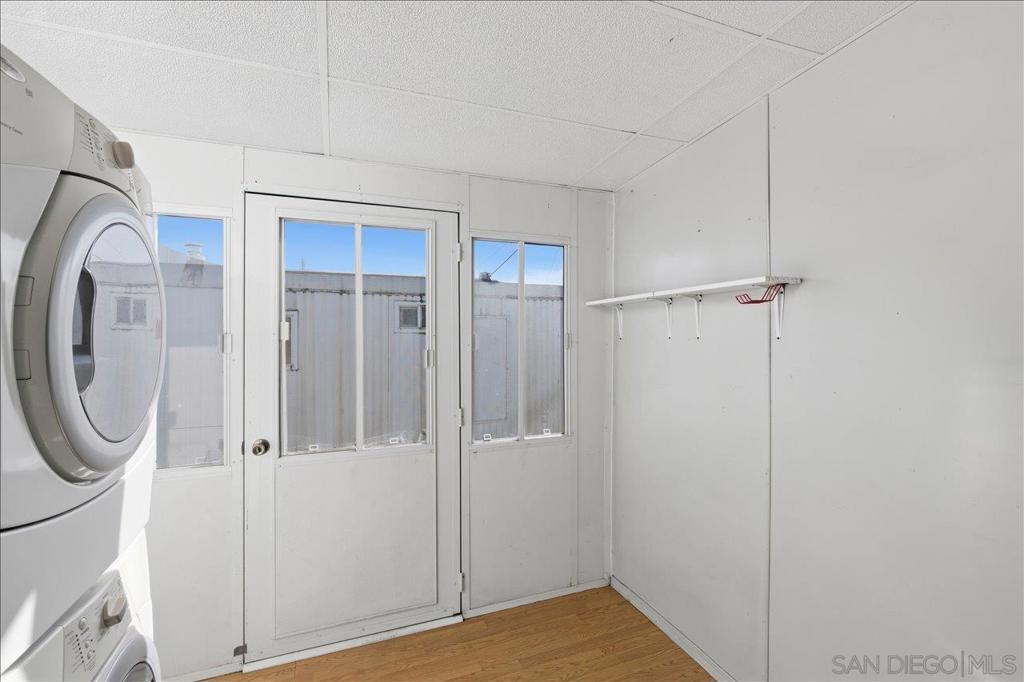 MLS #250042960SD image #16