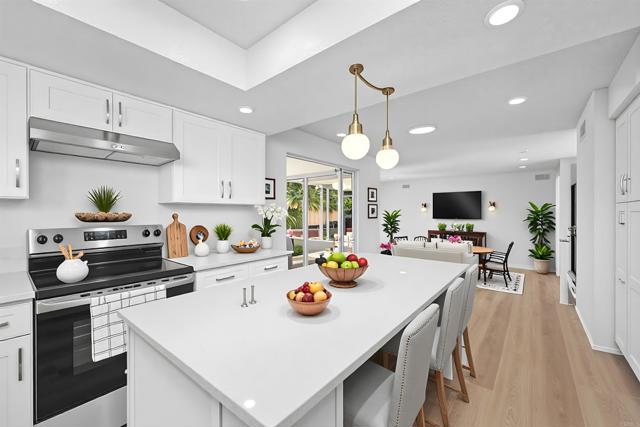 Detail Gallery Image 5 of 59 For 1940 Willowbrook Ct, El Cajon,  CA 92019 - 4 Beds | 2 Baths