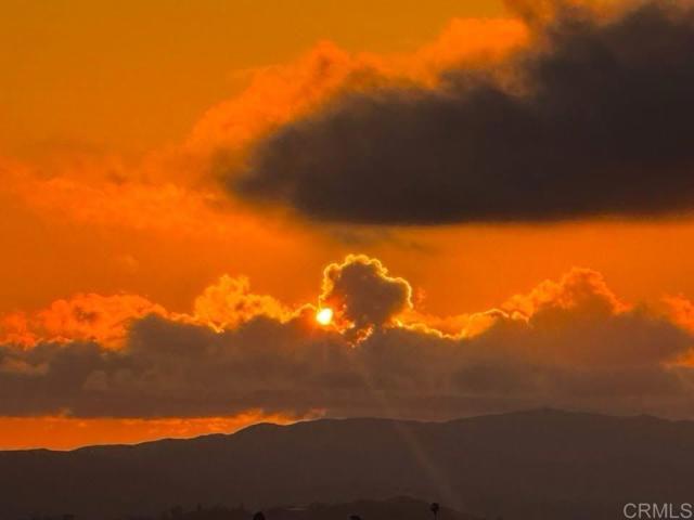 29730 Red Mountain Road, Valley Center CA: https://media.crmls.org/mediaz/f14acf79-f4b8-4d2c-be2c-2854db0bd4a5.jpg