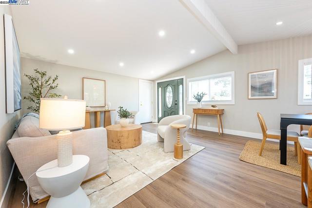 697 Lakewood Dr, Sunnyvale CA: https://media.crmls.org/mediaz/f14b4c2a-d607-4078-acaf-f09e3641b131.jpg