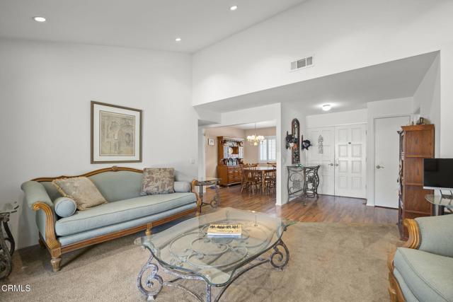 170 N Linden Drive, Ventura CA: https://media.crmls.org/mediaz/f14b7a7d-51ed-462f-9a4e-48bf04fee263.jpg