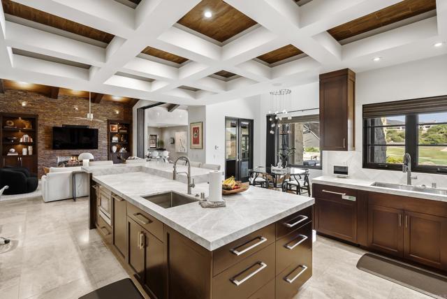 7795 Sendero Angelica, San Diego CA: https://media.crmls.org/mediaz/f14c4fbf-5d73-488d-b4a6-a4d6c95838a1.jpg