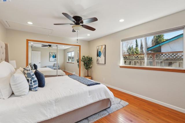 Image 20 of 59 For 34348 Atteridge Ct