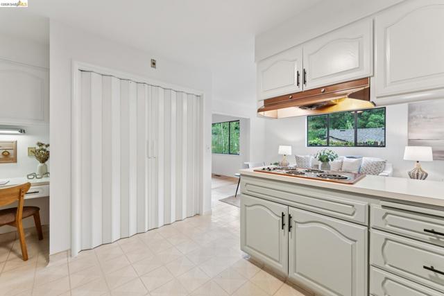 Image 19 of 39 For 7 Cavanaugh  