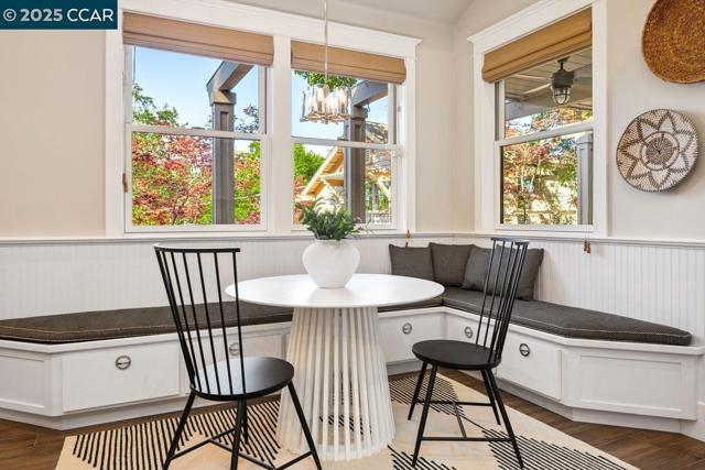 775 Kirkcrest Rd, Danville CA: https://media.crmls.org/mediaz/f14d8476-55f5-4612-a9a4-dc12e8be488c.jpg