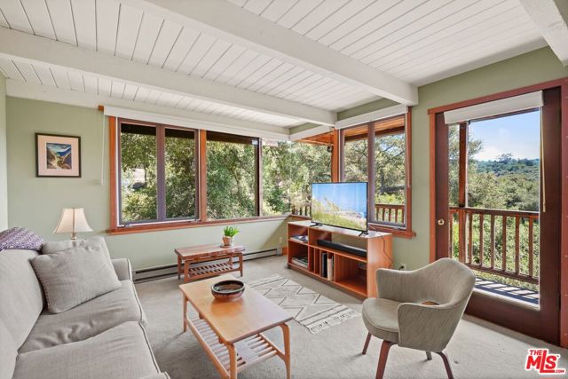 20730 Hillside Drive, Topanga CA: https://media.crmls.org/mediaz/f14dbc2a-1931-4350-ae0c-ae1e5d0253d1.jpg