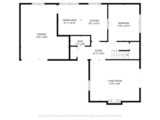 946 Laguna Avenue, Burlingame CA: https://media.crmls.org/mediaz/f14e171c-9162-422f-90f7-9800c1467bf7.jpg