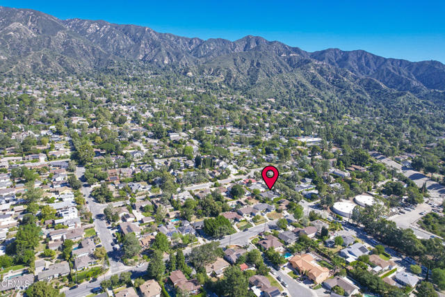 Image 41 of 46 For 4711 Briggs Avenue