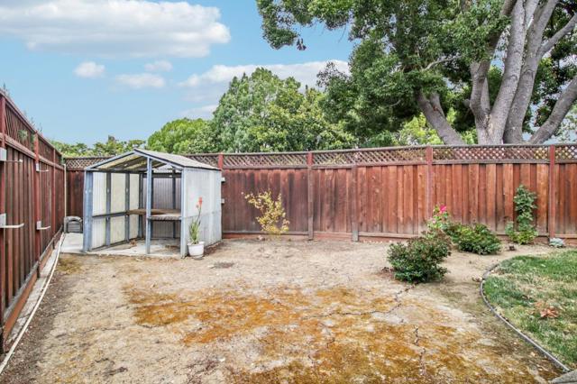 495 Lincoln Avenue, Sunnyvale CA: https://media.crmls.org/mediaz/f14e6248-a52d-48d1-a078-f382c3b376e8.jpg