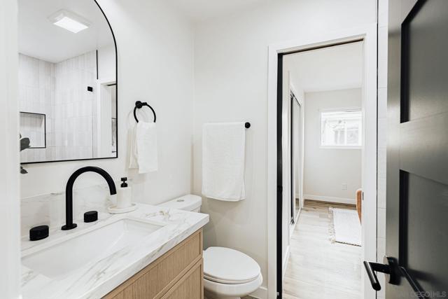 3624 Governor Dr, San Diego CA: https://media.crmls.org/mediaz/f14f00d8-a847-4b5f-bf6e-c8cb31e5ba85.jpg