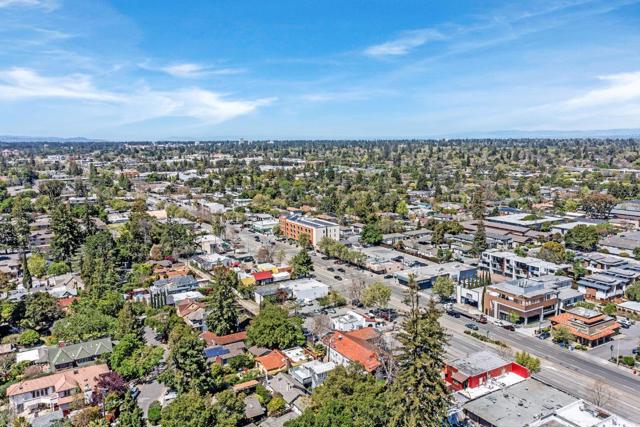 3876 3876 El Camino Real, Palo Alto CA: https://media.crmls.org/mediaz/f14f6ae6-f64d-495b-a83e-46b54d5f9f63.jpg
