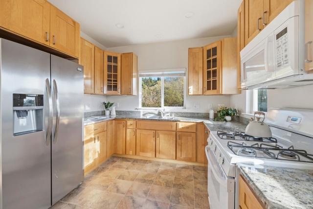 206 Gaffey Road, Watsonville CA: https://media.crmls.org/mediaz/f14fd792-ac23-48b8-96d8-0cece7f582a7.jpg