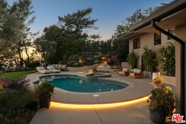 7840 Torreyson Drive, Los Angeles CA: https://media.crmls.org/mediaz/f1510796-3746-4a96-a7a0-d5b3cf5bfac2.jpg
