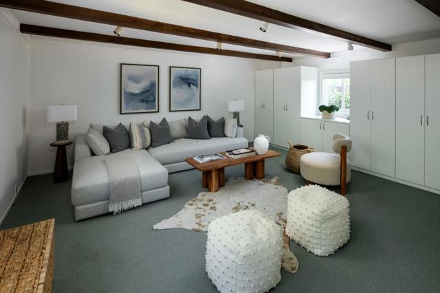 819 Laurel Avenue, Menlo Park CA: https://media.crmls.org/mediaz/f15133eb-a447-4b31-8f8c-6eab274ab341.jpg