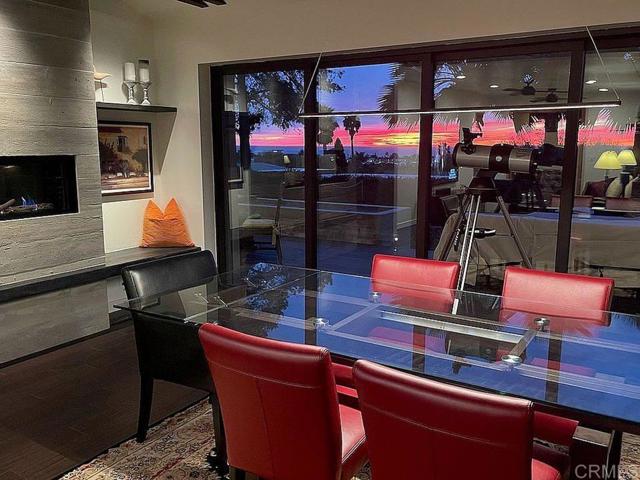 860 Nardo Road, Encinitas CA: https://media.crmls.org/mediaz/f1516f4c-3f74-454c-9dd0-dfec8c69c773.jpg