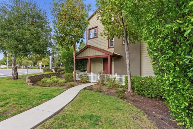 247 Peppermint Tree Terrace, Sunnyvale CA: https://media.crmls.org/mediaz/f15191f0-ebef-4f82-bc39-cbb5037e4268.jpg