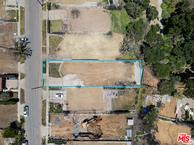 640 North Las Casas Avenue photo 4