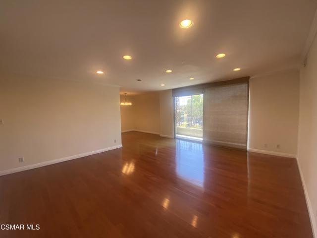 Image 2 for 10707 Camarillo St #217, North Hollywood, CA 91602