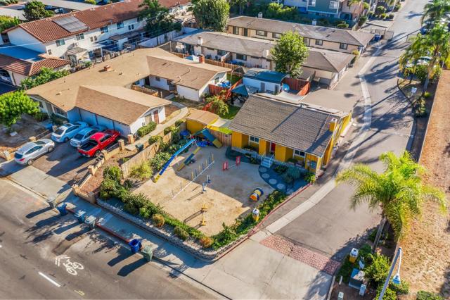 1215 N Broadway, Escondido CA: https://media.crmls.org/mediaz/f1535468-75f0-4551-be0c-2165729229a6.jpg