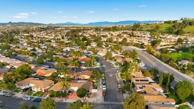 Detail Gallery Image 31 of 39 For 102 Magdalena Dr, Oceanside,  CA 92057 - 2 Beds | 1 Baths