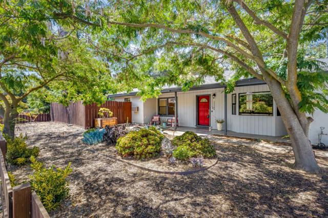 17785 Casa Lane, Morgan Hill CA: https://media.crmls.org/mediaz/f1562c99-959d-426b-8685-f45b5753fe54.jpg