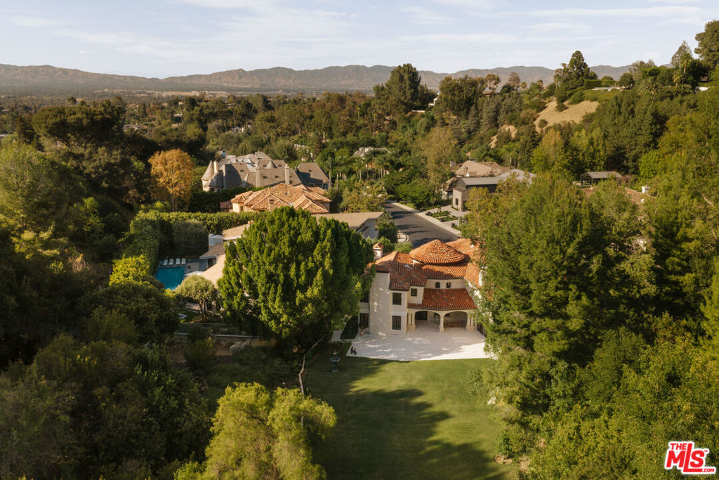 MLS #26985333 image #28