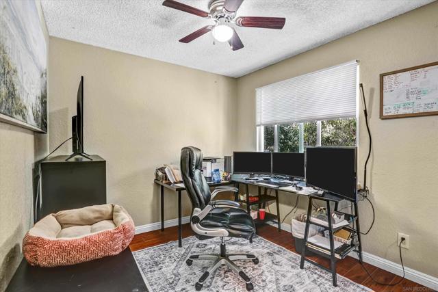 2877 47Th St, San Diego CA: https://media.crmls.org/mediaz/f1579589-3e77-4f47-9361-cd850b0db776.jpg