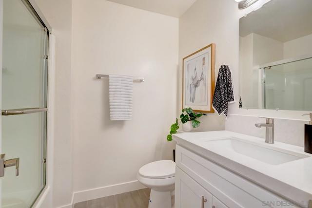 Image 22 of 29 For 11081 Via San Marco